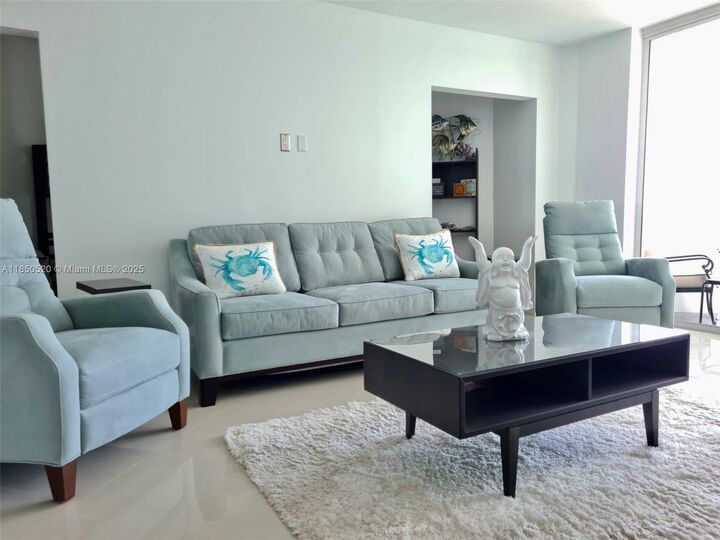 Property Photo: 3001 S Ocean Dr 721 FL 33019