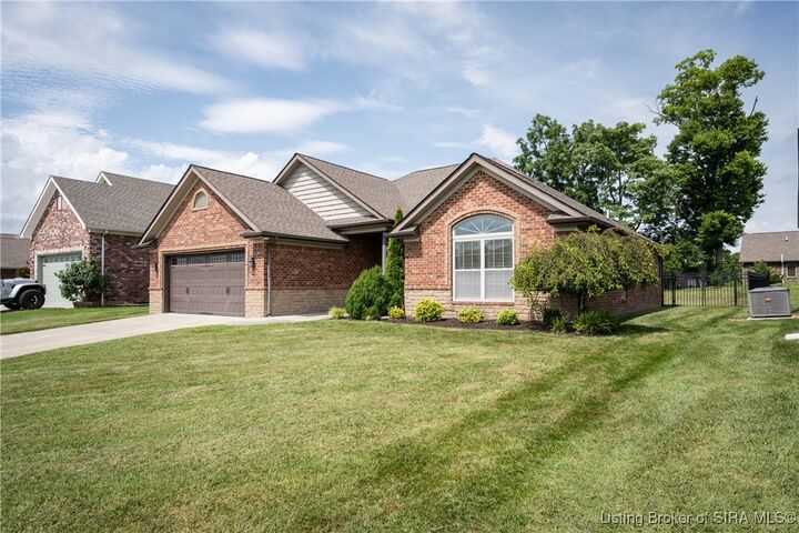 Property Photo:  5419 Somerset Circle  IN 47111 