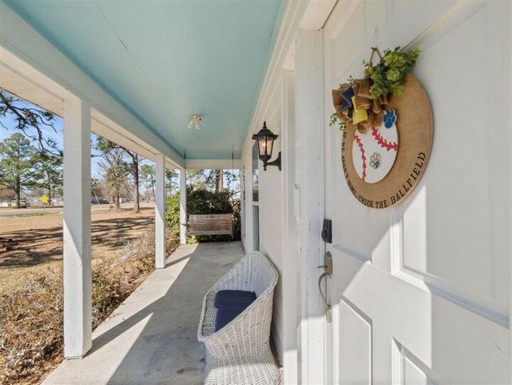 Property Photo:  2856 Scarlett Drive  LA 70611 