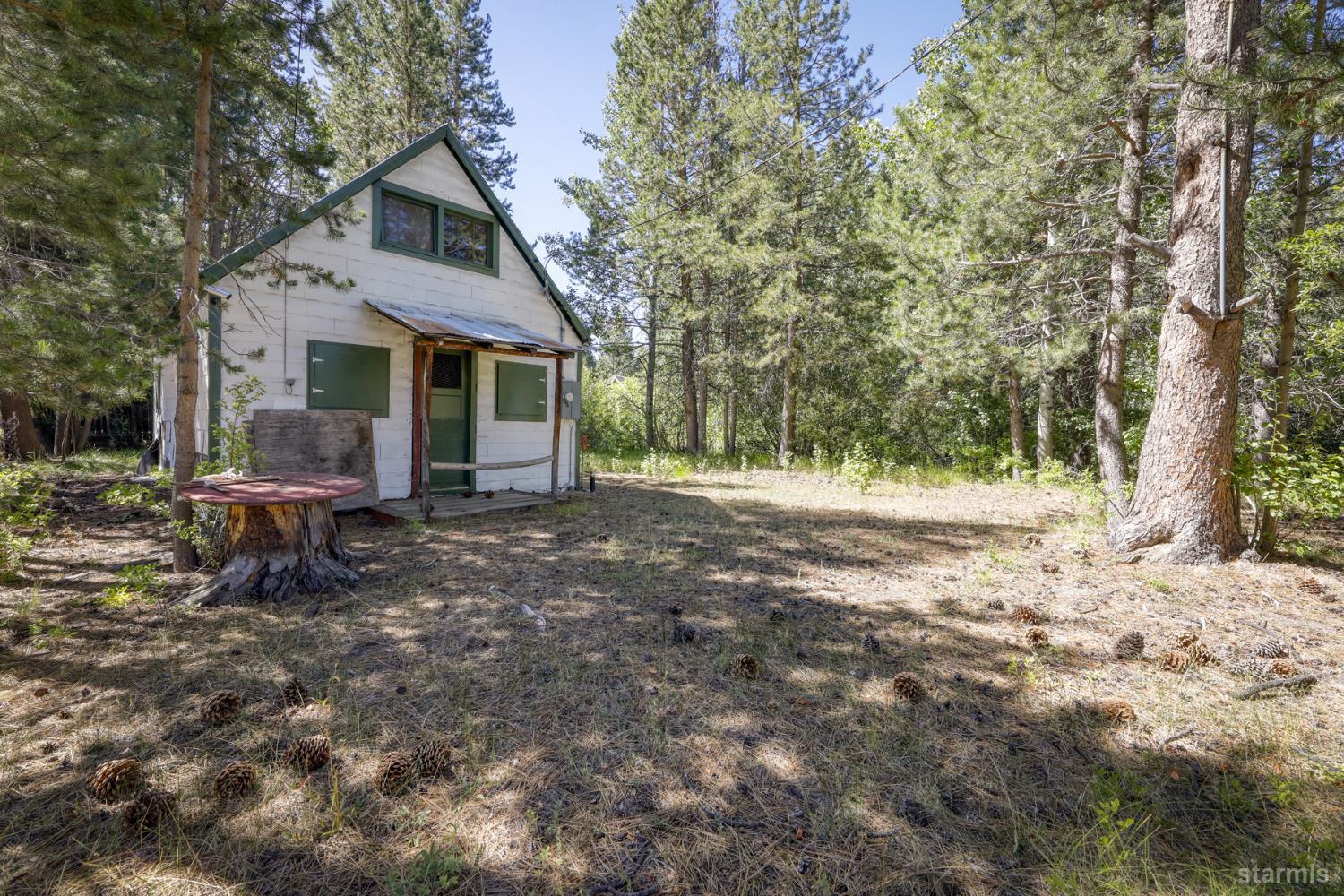 Property Photo: 3744 Osgood Avenue CA 96150