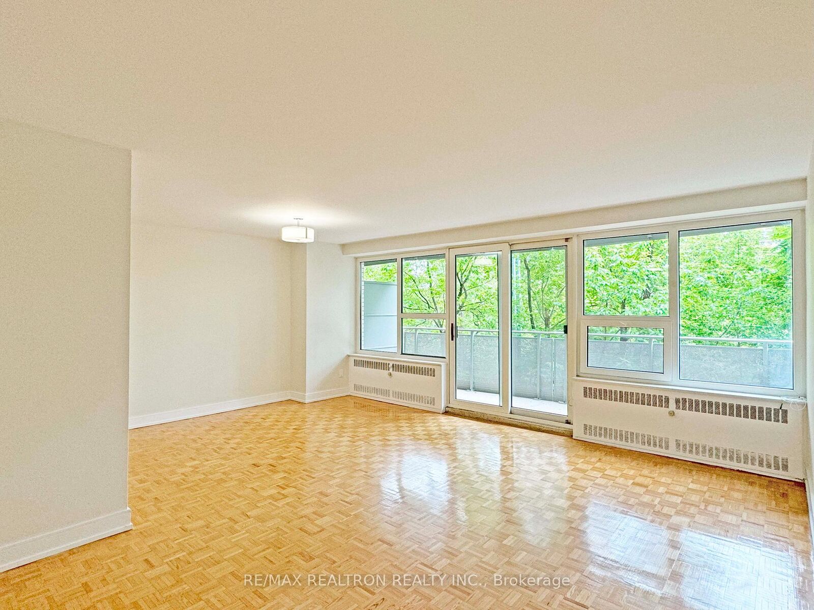 Property Photo: 10 Shallmar Boulevard 208 ON M5N 1J4