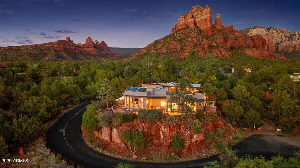 Property Photo: 145 N Highland Road AZ 86336
