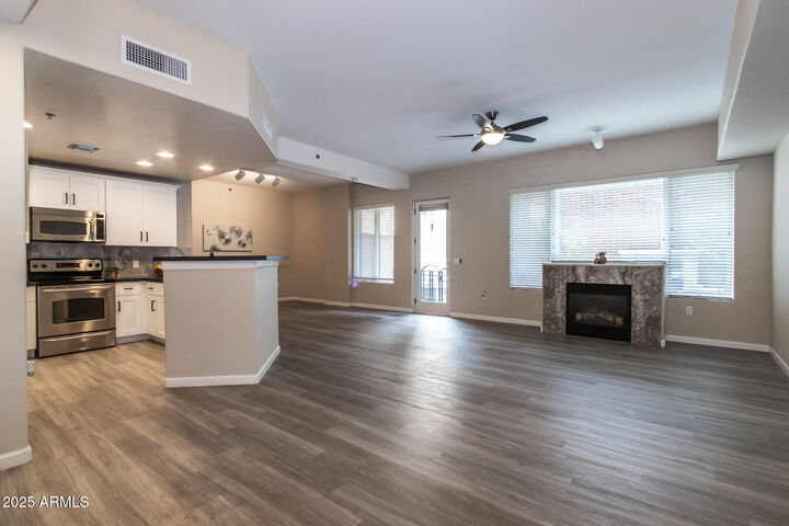 Property Photo: 16 W Encanto Boulevard 110 AZ 85003