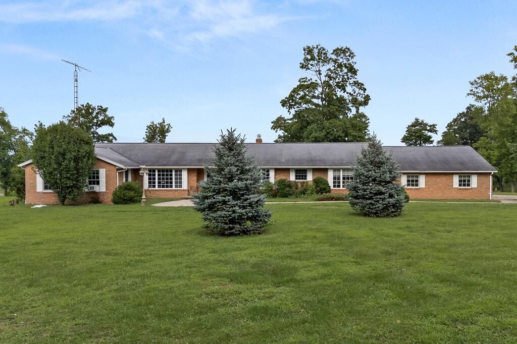 Property Photo:  220 A Twp Rd 1990  OH 44840 