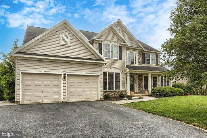 Property Photo: 16 Blackberry Lane PA 17078