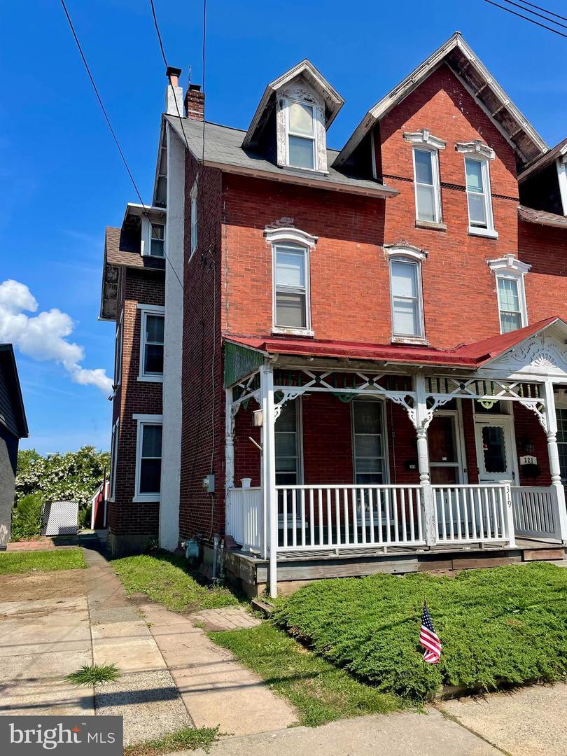 Property Photo:  319 Walnut Street  PA 19468 