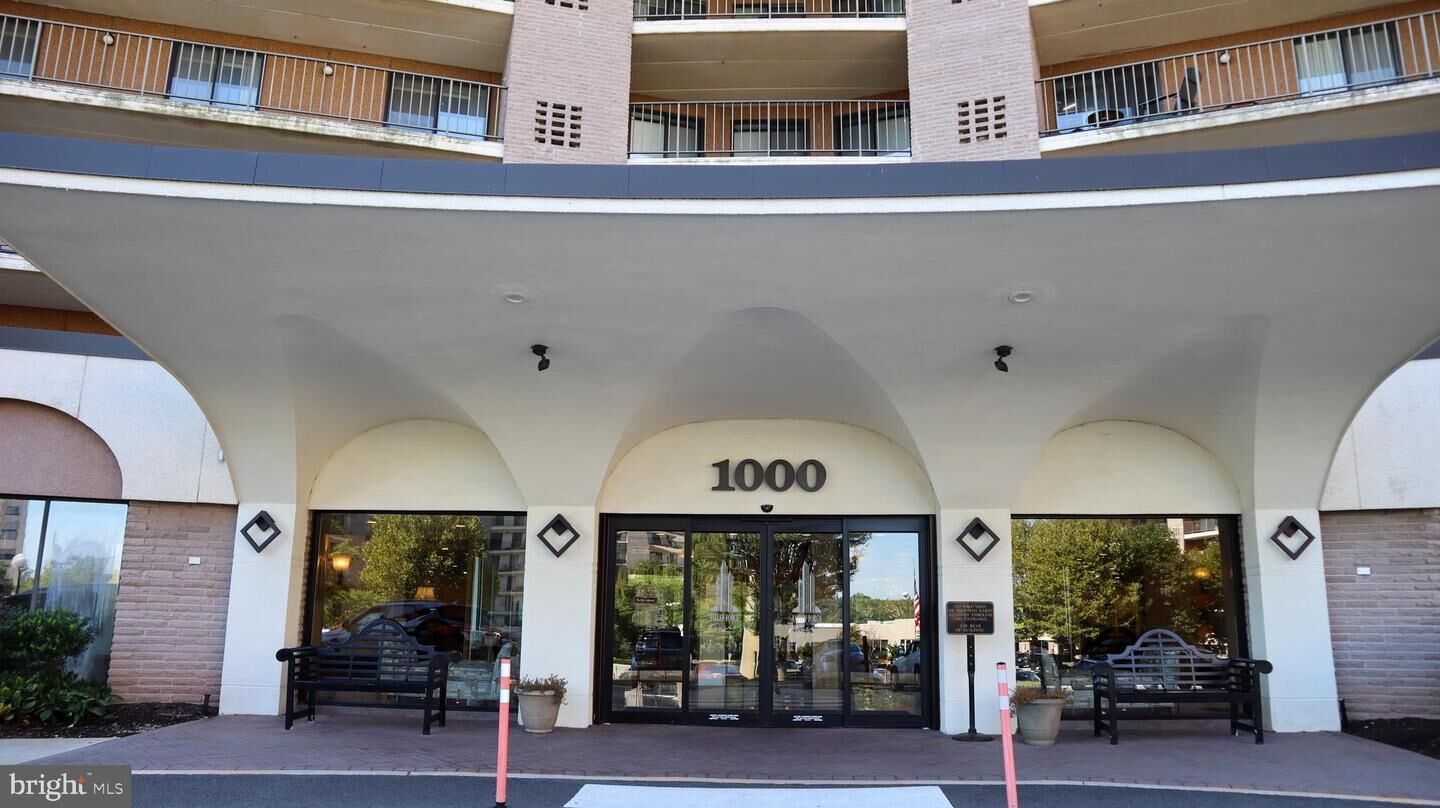 Property Photo: 10514 Valley Forge Circle 514 PA 19406