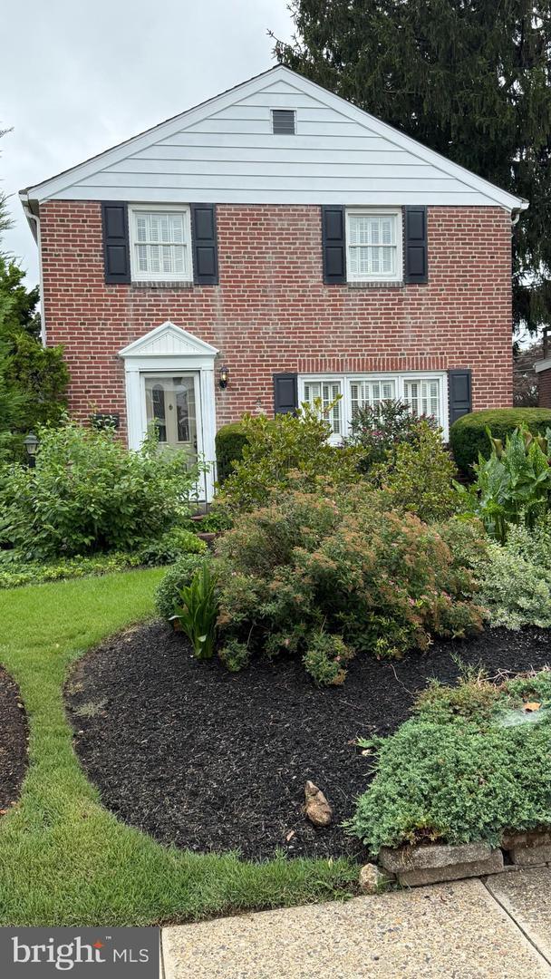 Property Photo: 415 W Grays Avenue PA 19036
