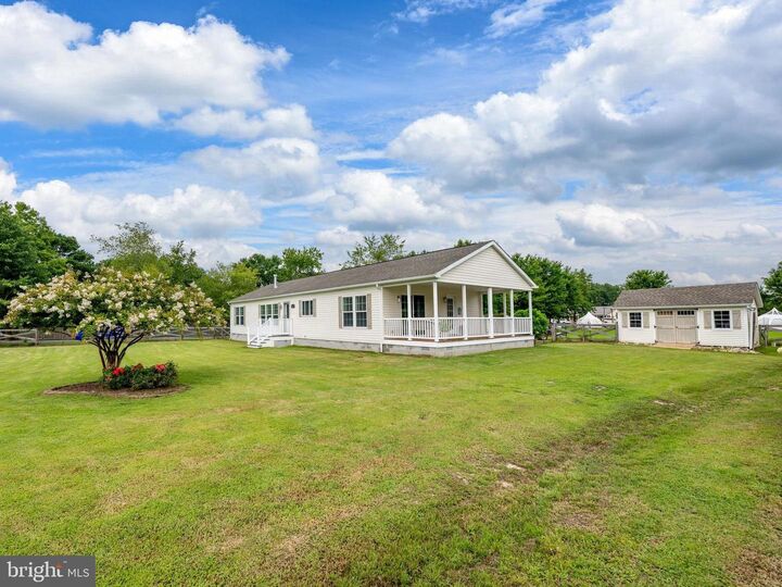 Property Photo:  37033 Sweet Meadow Lane  DE 19975 