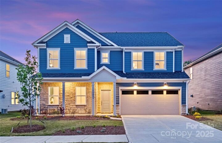 Property Photo: 5932 Stewarts Landing Road 83 NC 28215