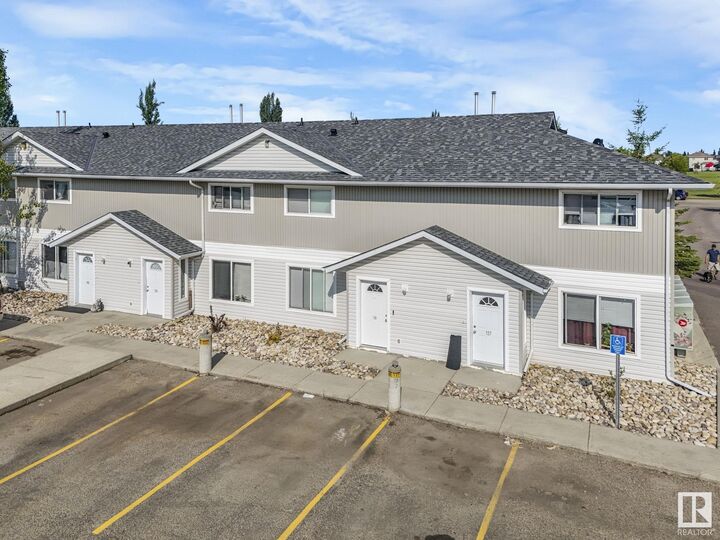 Property Photo: 180 Bridgeport Boulevard 138 AB T9E 8S1