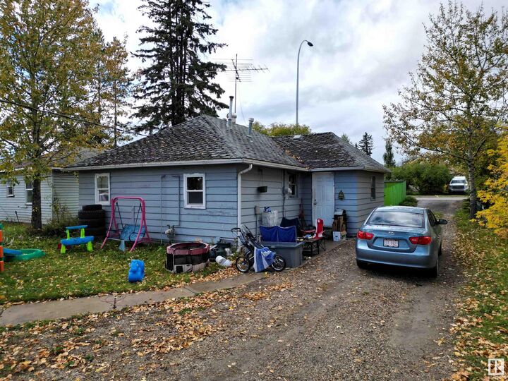 4619 4 Avenue  Edson AB T7E 1T8 photo