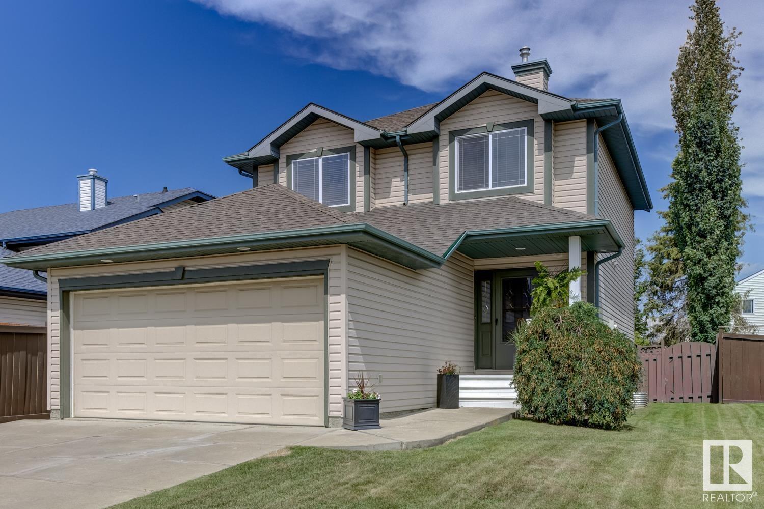 Property Photo:  8 Lakewood Cove  AB T7X 4B4 