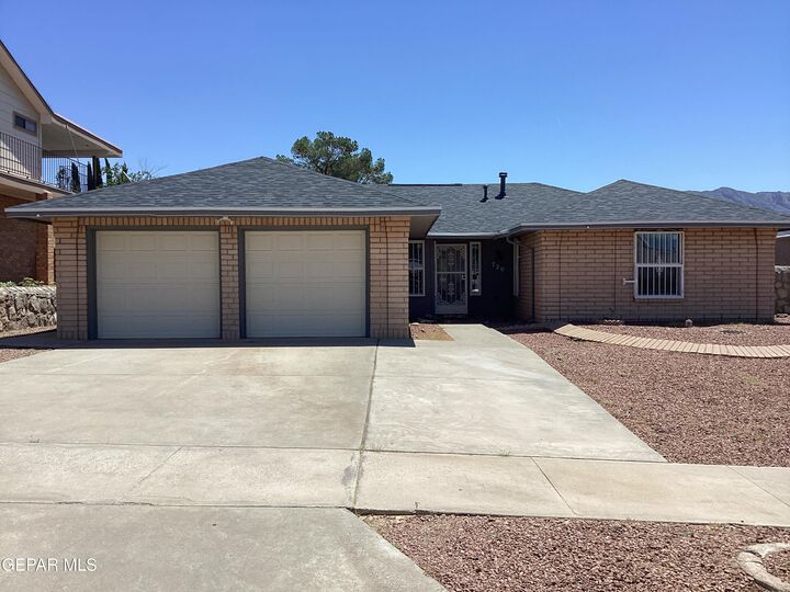 720 Espolon Drive  El Paso TX 79912 photo