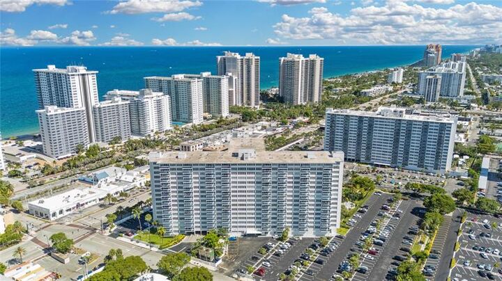 Property Photo:  3300 NE 36th Street 1416  FL 33308 