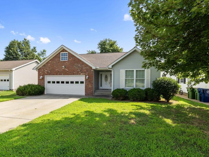 Property Photo: 513 Arbor Dr KY 42420