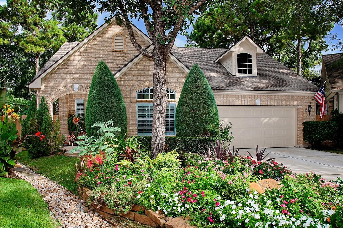Property Photo:  9 Northcastle Court  TX 77384 