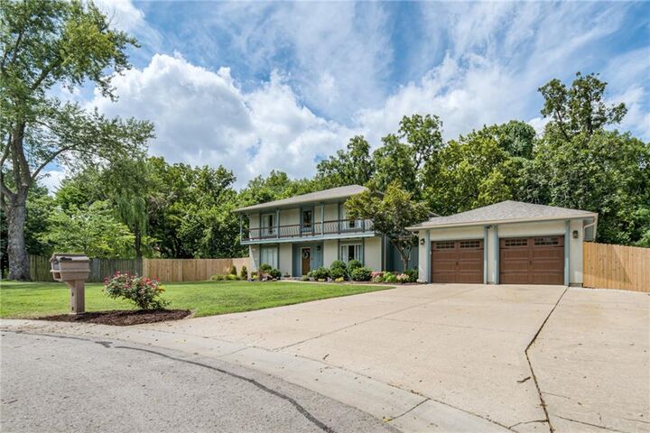 Property Photo:  5112 Stearns Street  KS 66203 
