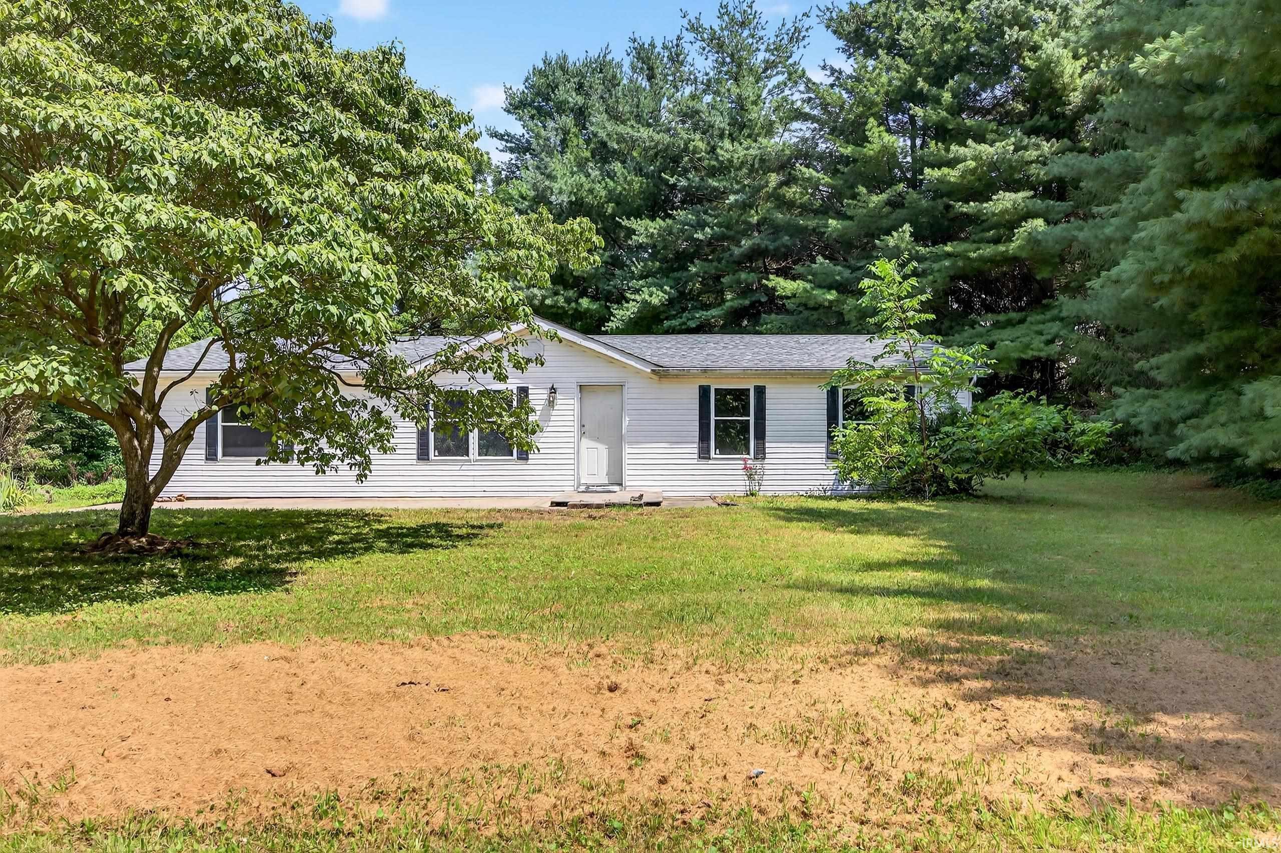 Property Photo: 1005 E Marie Lane IN 47401-9684