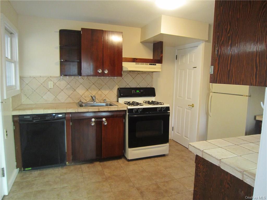 Property Photo: 53B Ferdon Avenue NY 10976