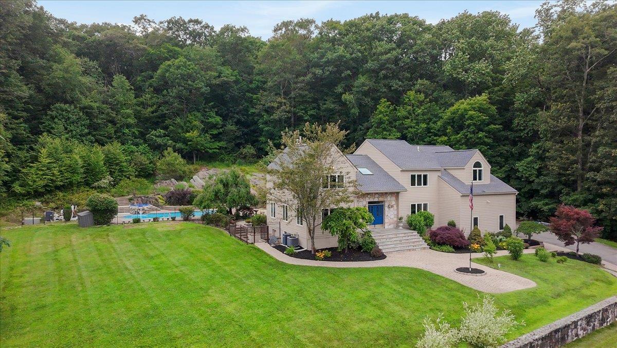 Property Photo:  31 Reservoir Court  NY 10512 