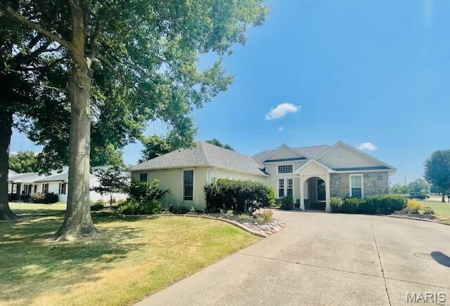 Property Photo:  866 Auburn Drive  MO 63801 