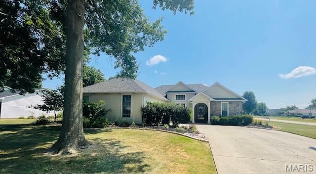 866 Auburn Drive  Sikeston MO 63801 photo