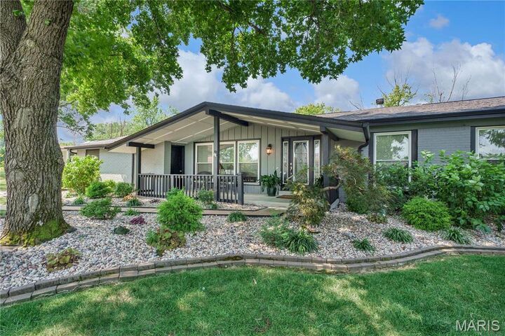 Property Photo:  335 Greenbriar Lane  MO 63011 