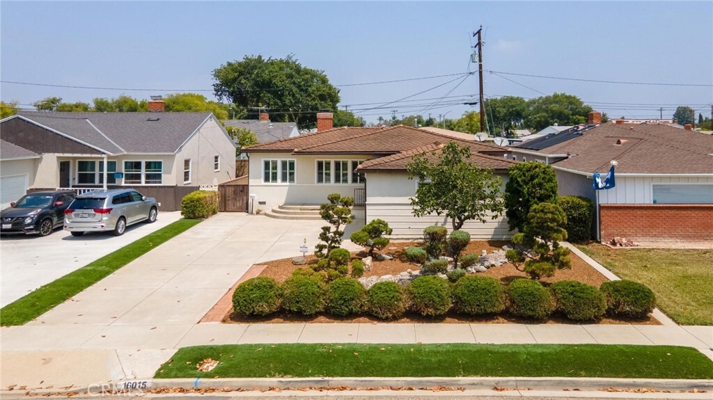 Property Photo:  16015 Arcturus Avenue  CA 90249 