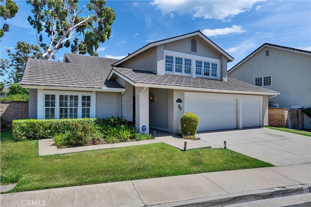 Property Photo:  4 E Trenton  CA 92620 