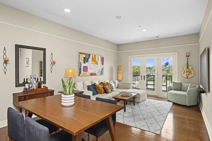 Property Photo: 1015 Fatherland St 303 TN 37206