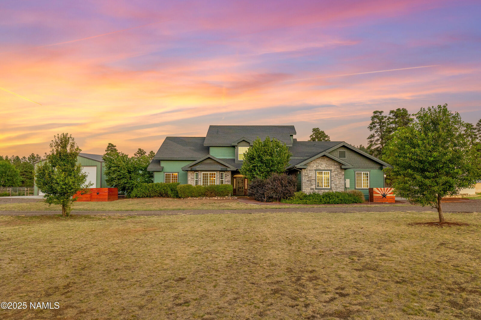 Property Photo: 11371 N Onika Lane AZ 86004
