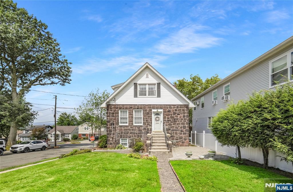 Property Photo: 600 Studio Road NJ 07657