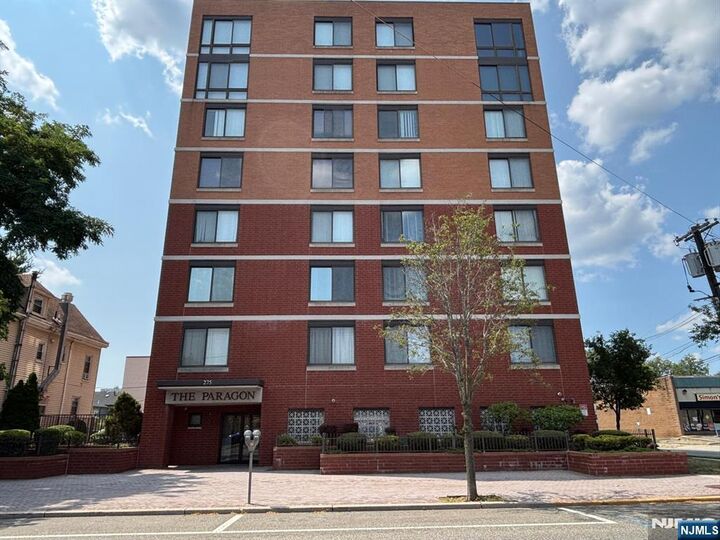 Property Photo: 275 State Street 5B NJ 07601