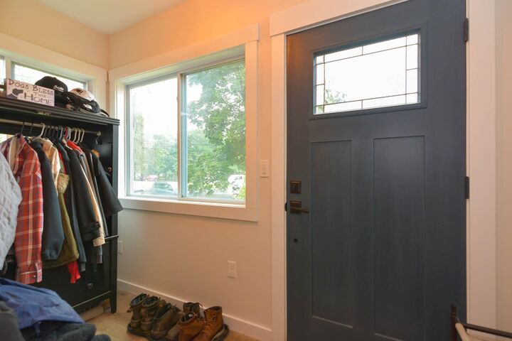 Property Photo: 304 Mammoth Road NH 03109