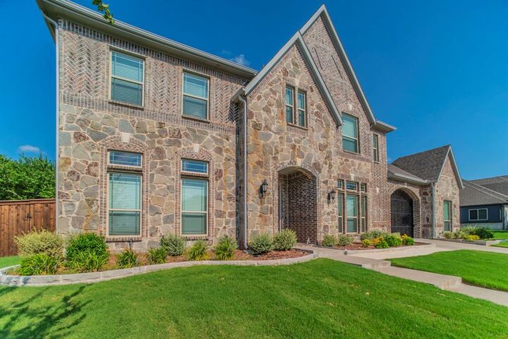 Property Photo: 1420 Ashton Ridge Drive TX 75078