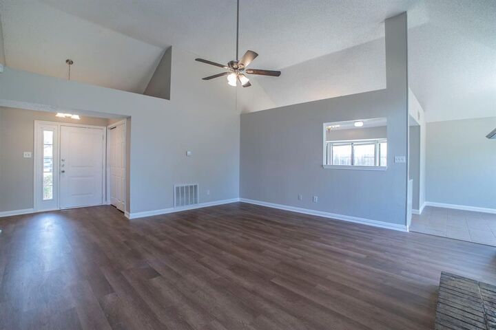 Property Photo:  4711 Waxwing Drive  TX 76018 
