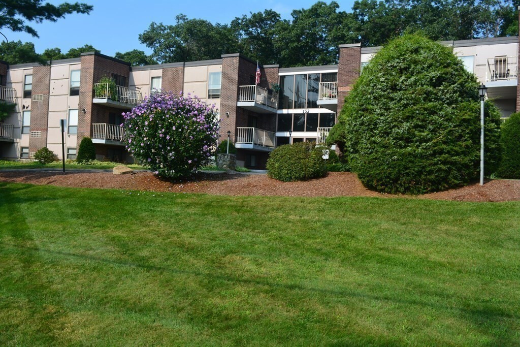 Property Photo: 152 Turner Rd 7 MA 01746