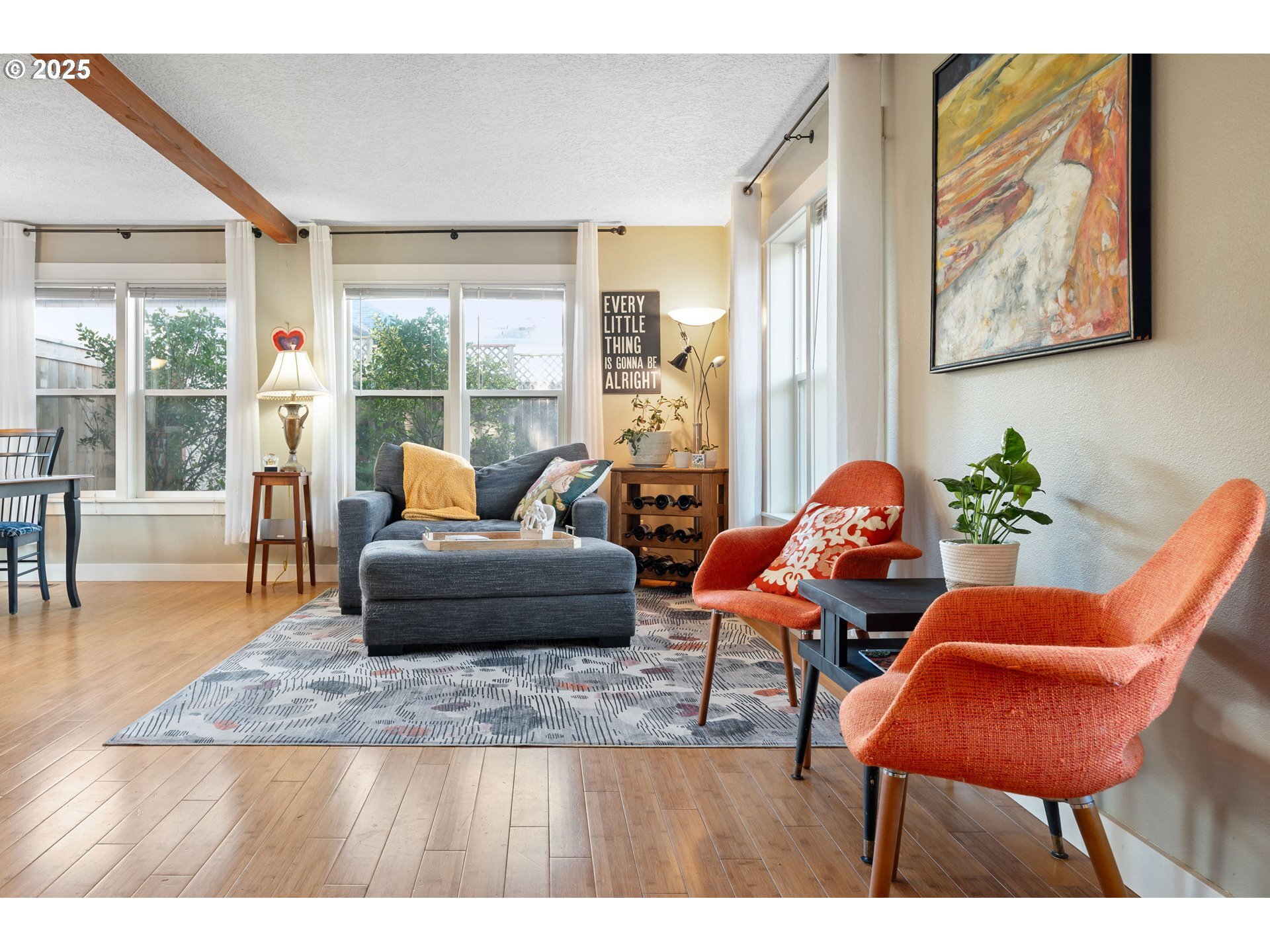 Property Photo: 2925 NE 77th Pl OR 97213