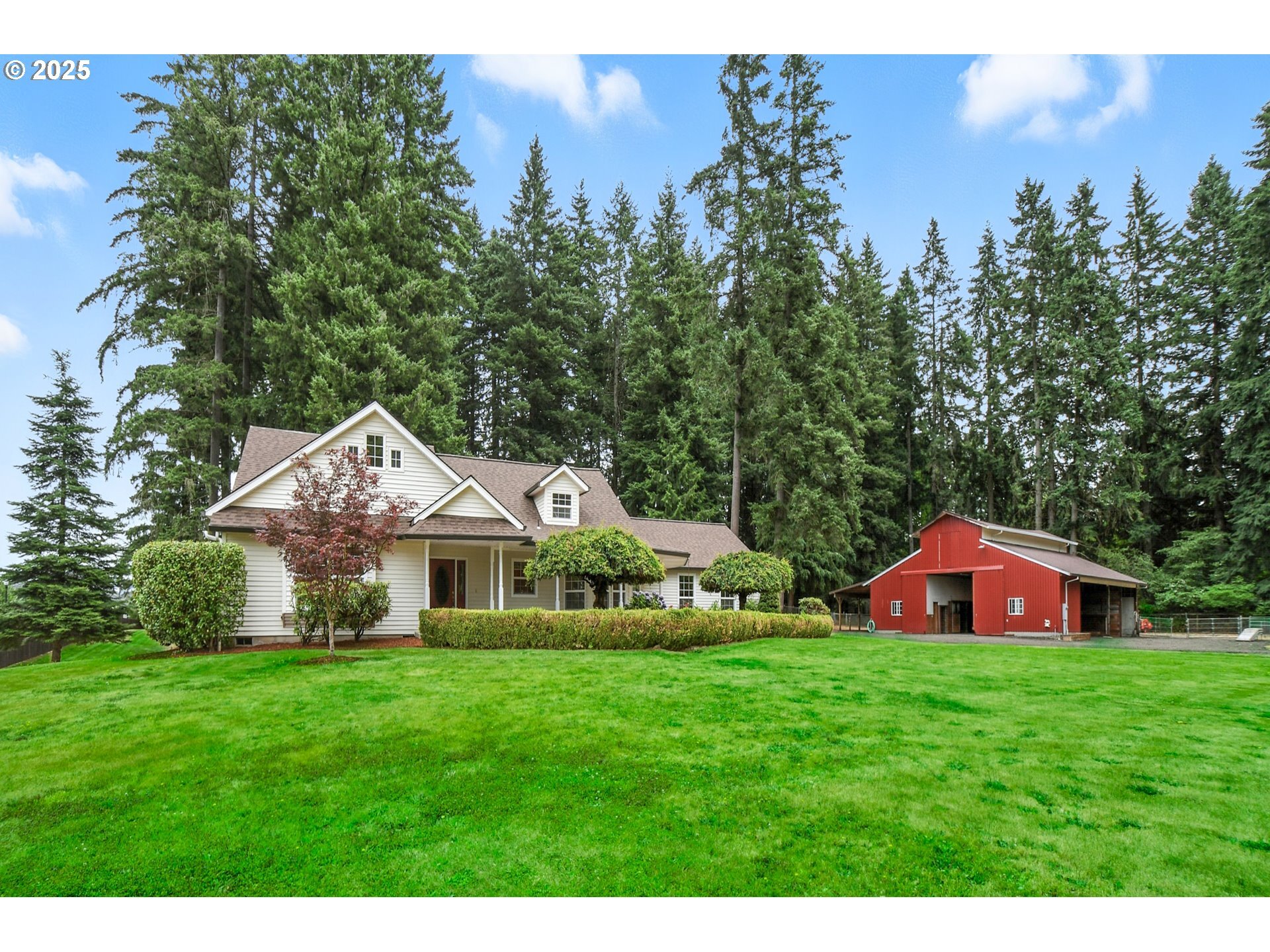 Property Photo: 5319 NE 129th Cir WA 98686