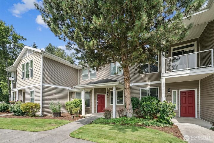 Property Photo: 12601 172nd Street E Jj102 WA 98374