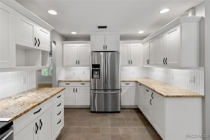 Property Photo:  1629 N Crooked Branch Drive  FL 34461 