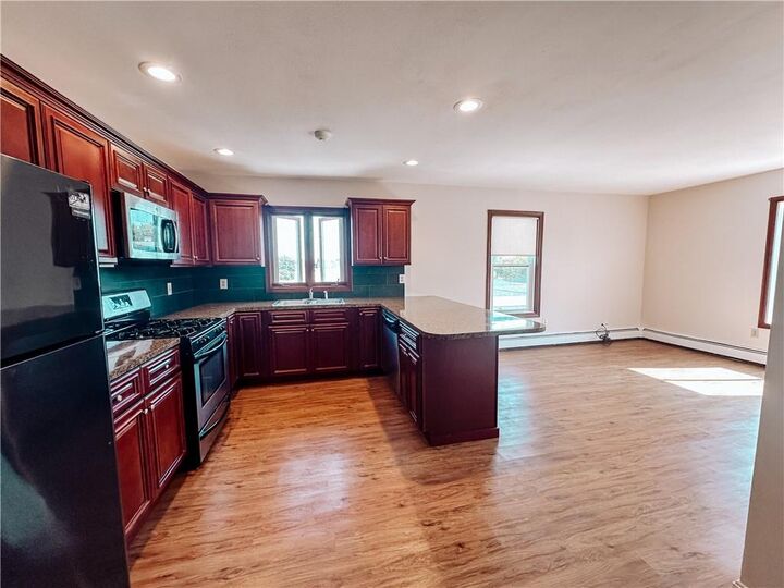 Property Photo: 341 Metacom Avenue 3F RI 02885