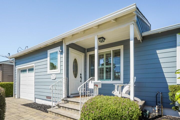 Property Photo:  16 North Rochester Street  CA 94401 