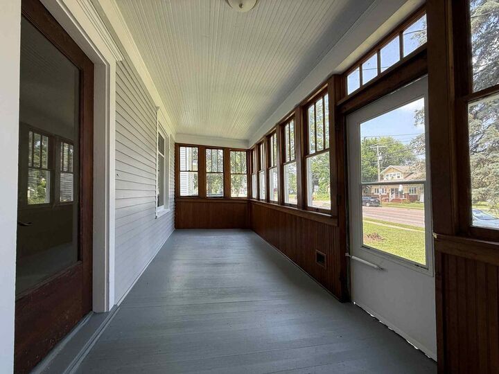 Property Photo:  620 E State Street  WI 53948 