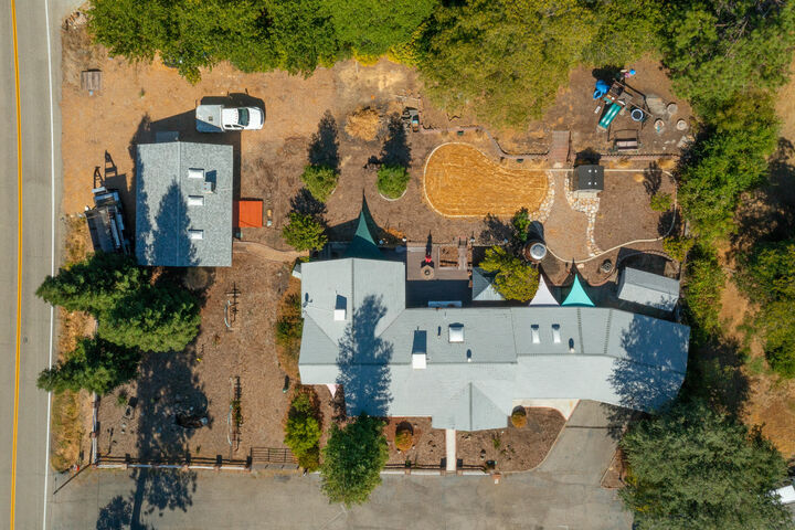 Property Photo: 11293 Dekkas Pom Court CA 96087