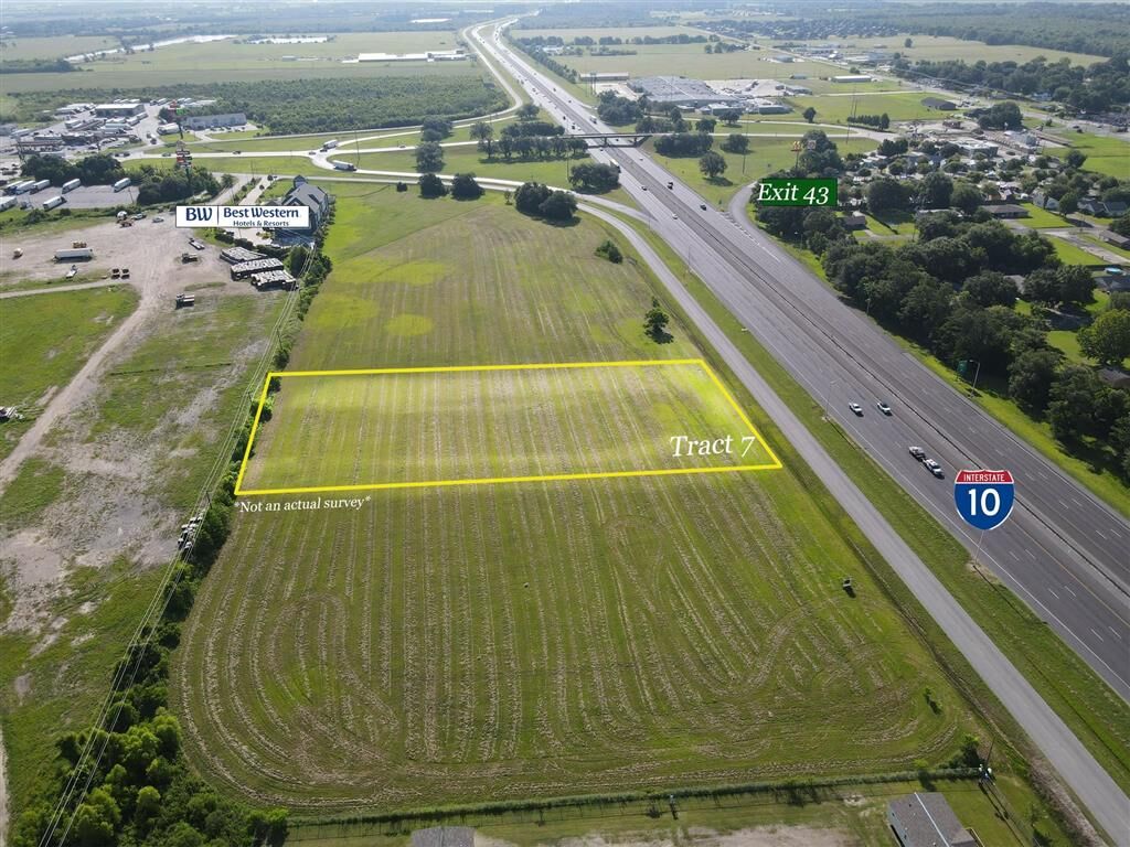 Property Photo: I-10 Service Road LA 70647