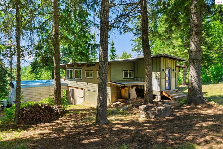 Property Photo:  2494 Gold Creek Rdg Rd  ID 83864 