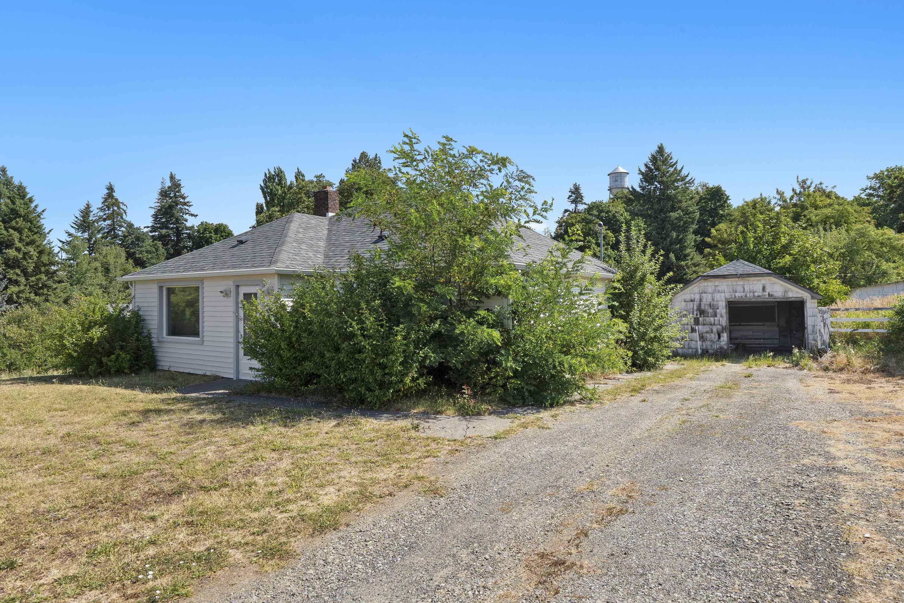 Property Photo: 106 N Johnson Ave WA 99012