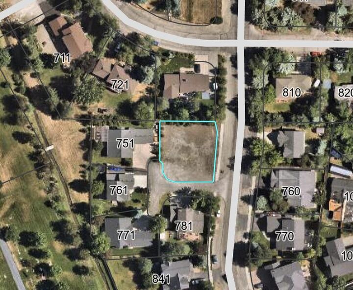 Property Photo: 741 Eastridge Dr ID 83333